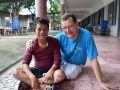 Vrijwilliger Peter Euser in een leprakolonie in Vietnam            